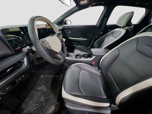 New 2025 Kia K4 GT-Line w/ GT-Line Premium Package image 22