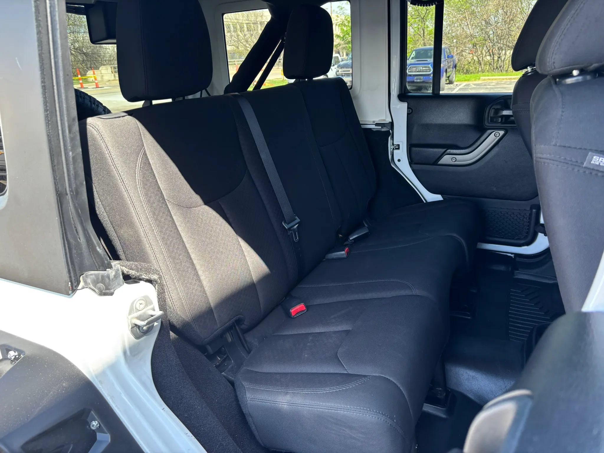Used 2018 Jeep Wrangler Unlimited Sport S AWD/4WD image 41