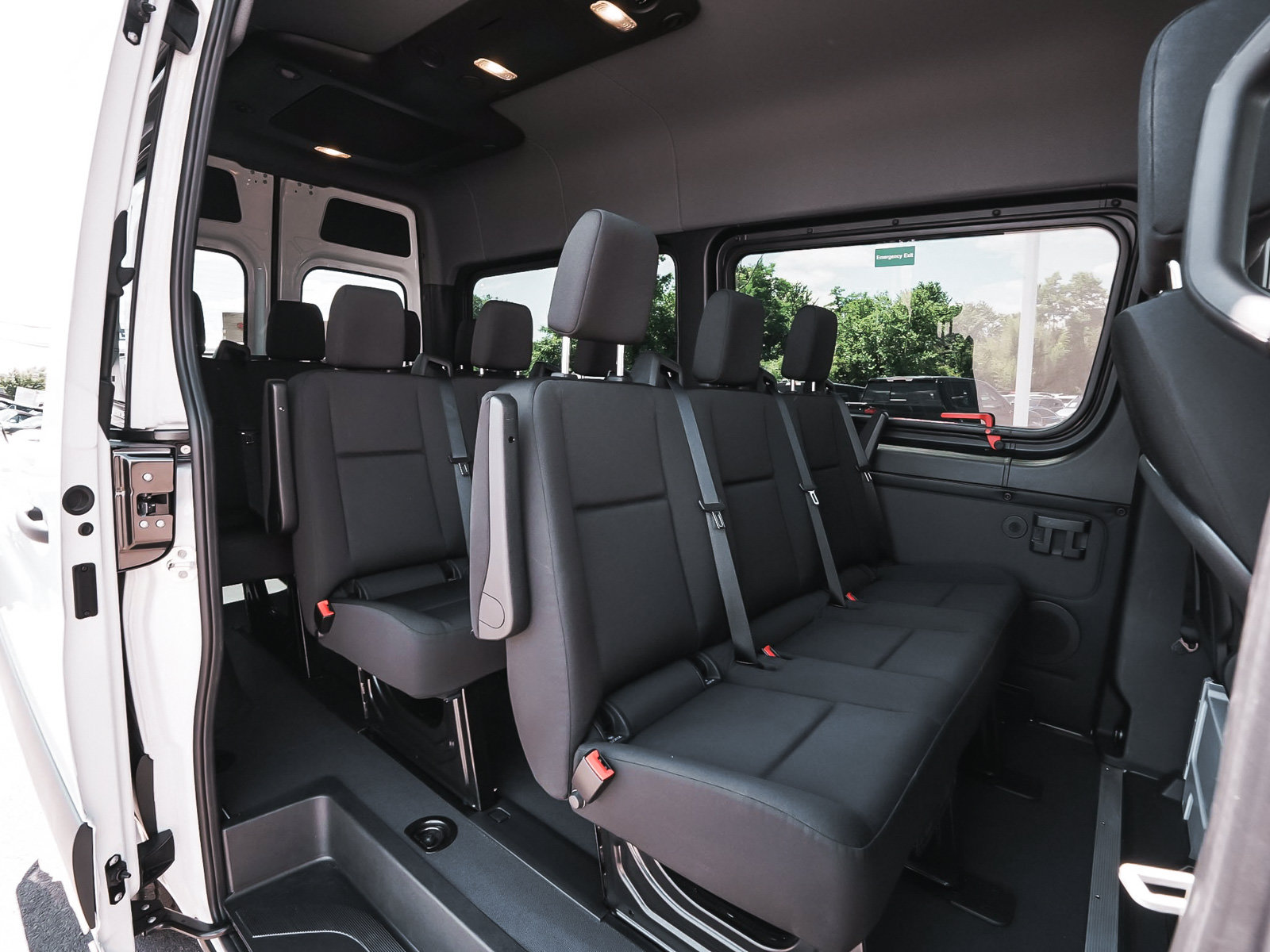 Used 2026 Mercedes-Benz Sprinter 2500 image 45