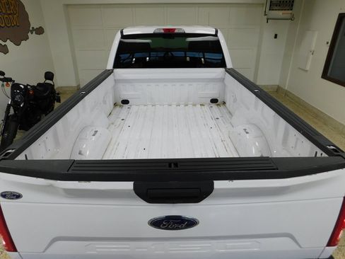 Used 2018 Ford F150 XLT w/ Heavy-Duty Payload Package image 65