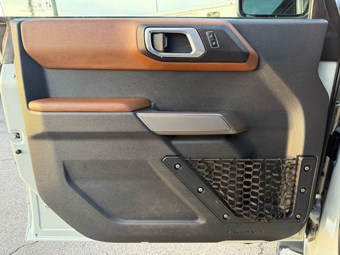 Used 2021 Ford Bronco Outer Banks image 10