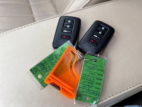 Used 2018 Lexus ES 350 image 39