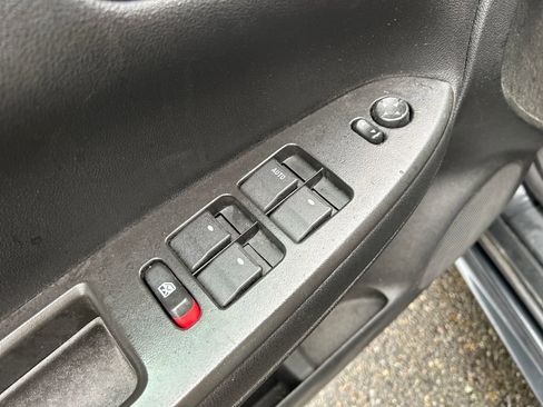 Used 2014 Chevrolet Impala LT image 18