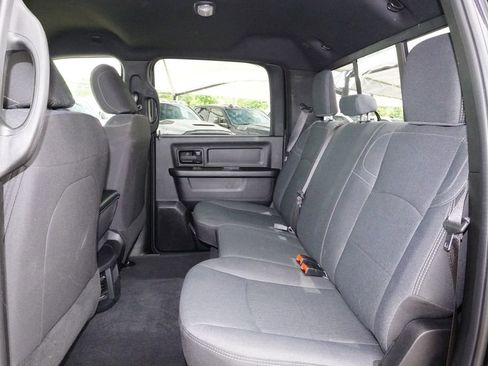 Used 2024 RAM 2500 Tradesman w/ Chrome Appearance Group AWD/4WD image 28