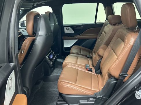 Used 2023 Lincoln Aviator Grand Touring w/ Equipment Group 301A image 27