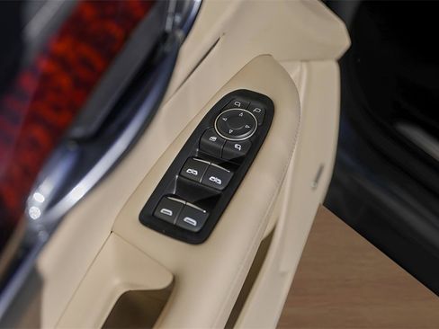 Used 2019 Cadillac XT5 Luxury image 23