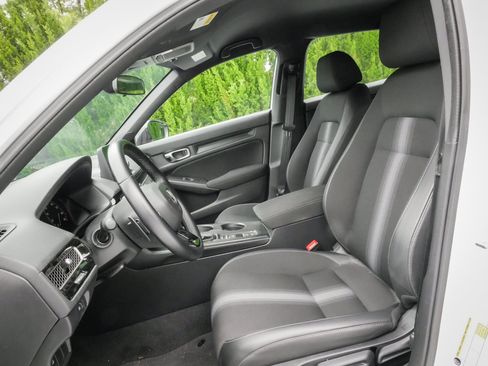 Used 2025 Honda Civic Sport image 7