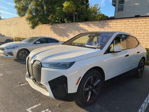 Certified 2024 BMW iX xDrive50 w/ Sport Package image 4