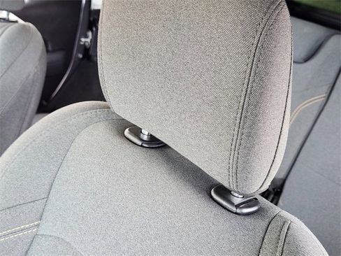 Used 2024 Jeep Wrangler Sport S image 13