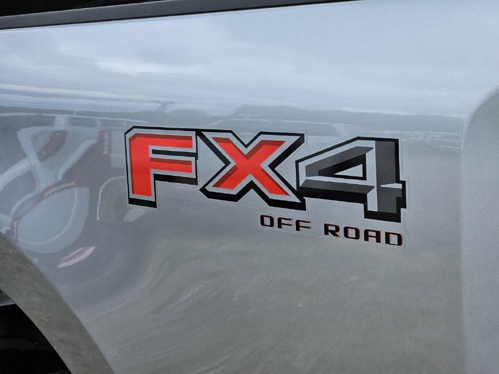 New 2027 Ford F250 XL w/ STX Appearance Package AWD/4WD image 6