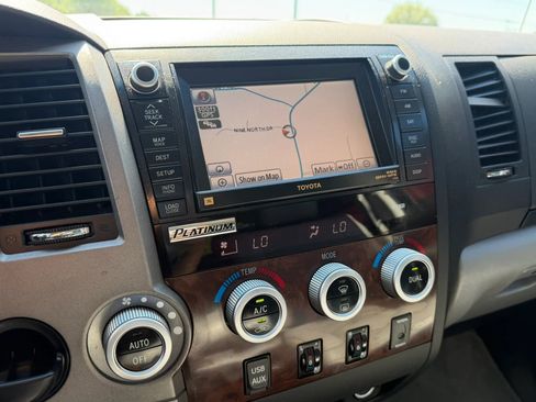 Used 2010 Toyota Tundra Limited RWD image 27