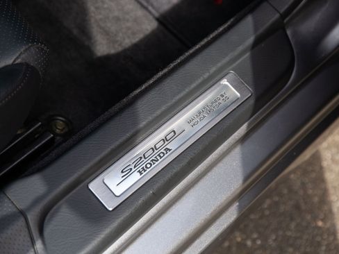 Used 2001 Honda S2000 image 48
