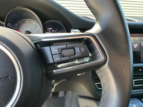 Used 2022 Porsche Macan S image 16