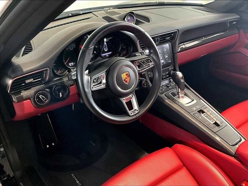 Used 2018 Porsche 911 Targa 4 GTS image 7