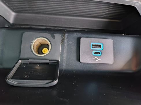 Used 2024 Ford F250 XL w/ STX Appearance Package image 24