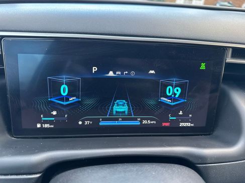 Used 2023 Hyundai Santa Cruz SEL Premium image 16