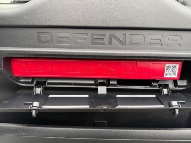 Used 2025 Land Rover Defender 110 S AWD/4WD image 42