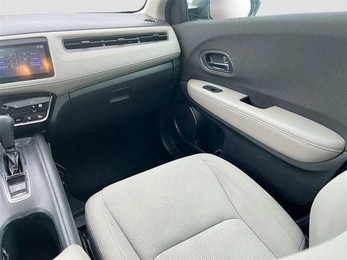 Used 2022 Honda HR-V EX image 24