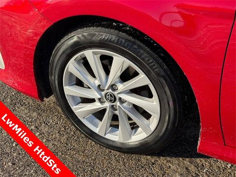 Used 2023 Toyota Camry LE image 10