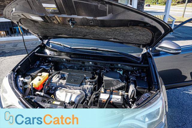 Used 2018 Toyota RAV4 Limited FWD image 38