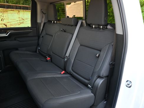 Used 2026 Chevrolet Silverado 2500 LT w/ Safety Package AWD/4WD image 32