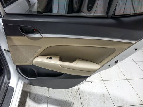 Used 2020 Hyundai Elantra Value Edition w/ Cargo Package (C1) image 30