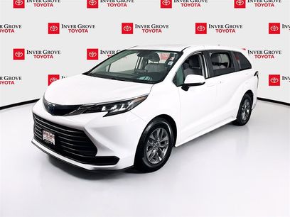 Used 2022 Toyota Sienna LE