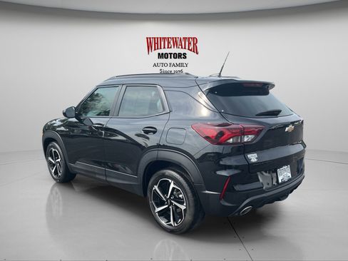 Used 2023 Chevrolet TrailBlazer RS w/ Sun and Liftgate Package image 3