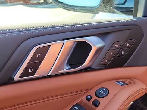 New 2026 BMW X5 xDrive40i w/ Executive Package image 14