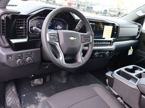 New 2026 Chevrolet Silverado 1500 LT AWD/4WD image 6
