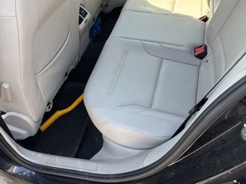 Used 2015 Volkswagen Golf TDI S FWD image 15