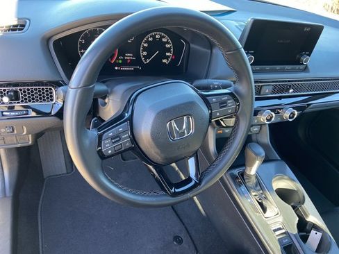 Used 2025 Honda Civic Sport image 34