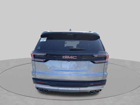 Used 2026 GMC Acadia Elevation w/ Elevation Premium Package FWD image 7