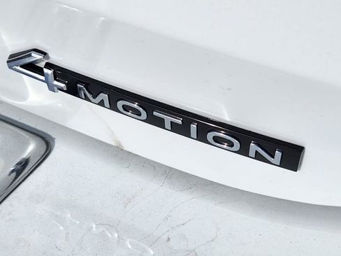 New 2026 Volkswagen Tiguan SE AWD/4WD image 10