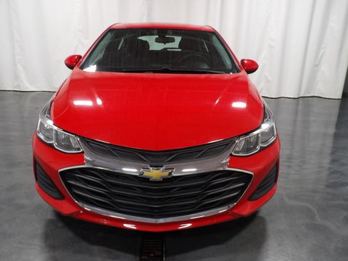 Used 2019 Chevrolet Cruze LS FWD image 2