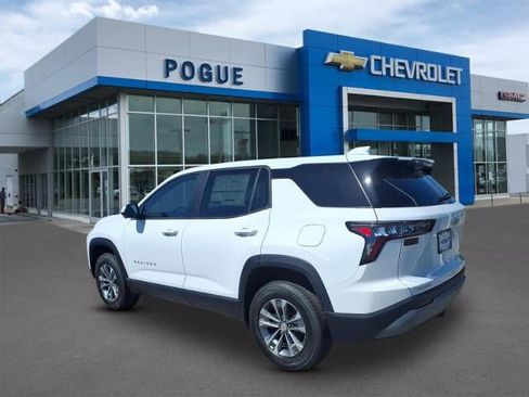 New 2026 Chevrolet Equinox LT FWD image 3