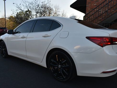Used 2017 Acura TLX V6 w/ Technology Package image 30