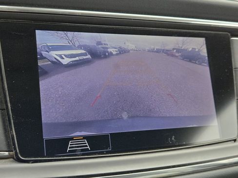 Used 2020 Buick Enclave Premium image 6