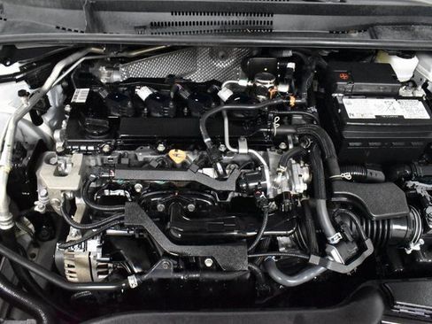Used 2024 Toyota Corolla LE image 10