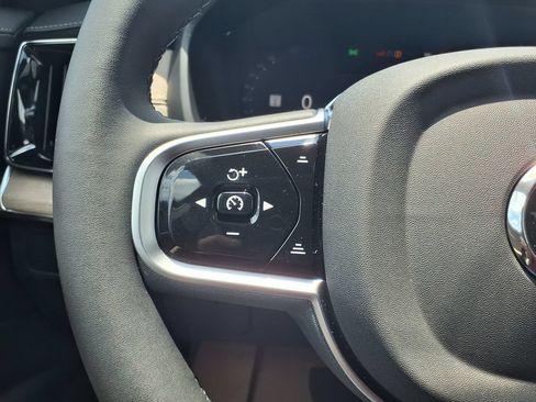 New 2026 Volvo XC90 B5 Plus w/ Protection Package Premier AWD/4WD image 21