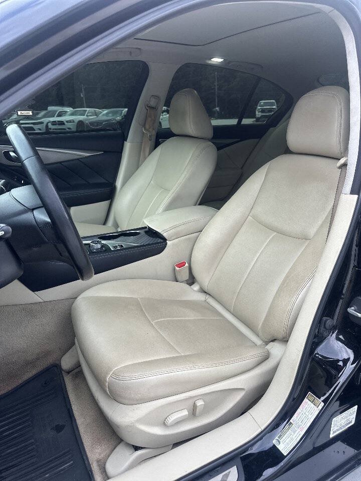 Used 2015 INFINITI Q50 Premium w/ Navigation Package AWD/4WD image 17