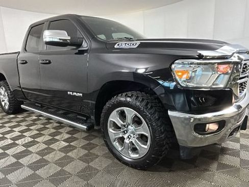 Used 2022 RAM 1500 Big Horn AWD/4WD image 2