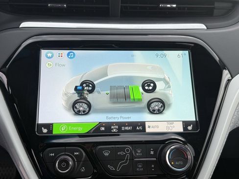 Used 2020 Chevrolet Bolt LT image 17