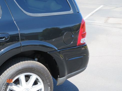 Used 2005 Buick Rainier CXL AWD/4WD image 14