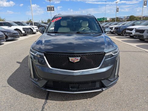 Used 2021 Cadillac XT6 Sport AWD/4WD image 9