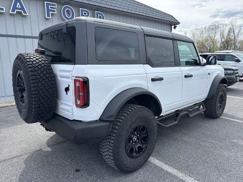 Certified 2023 Ford Bronco Wildtrak AWD/4WD image 3