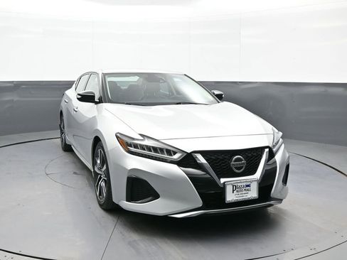 Used 2020 Nissan Maxima 3.5 SV w/ Floor Mat Group image 3