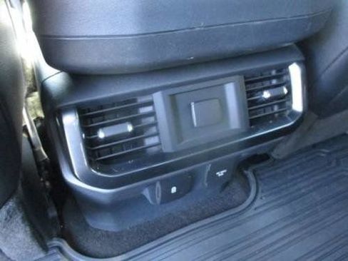 Used 2022 Ford F150 Lariat w/ Max Trailer Tow Package image 10