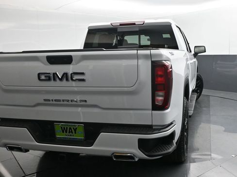 Used 2025 GMC Sierra 1500 Elevation w/ Preferred Package image 5
