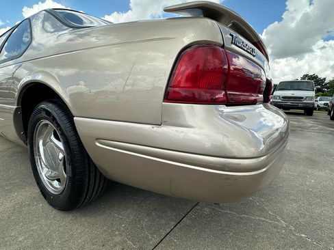 Used 1997 Ford Thunderbird LX RWD image 9